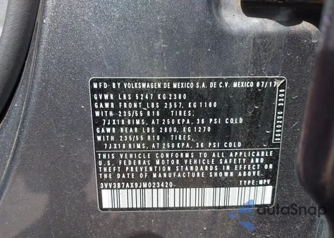 2018 Volkswagen Tiguan 2.0T Se/2.0T Sel z USA, uszkodzony, nr VIN 3VV3B7AX9JM023420